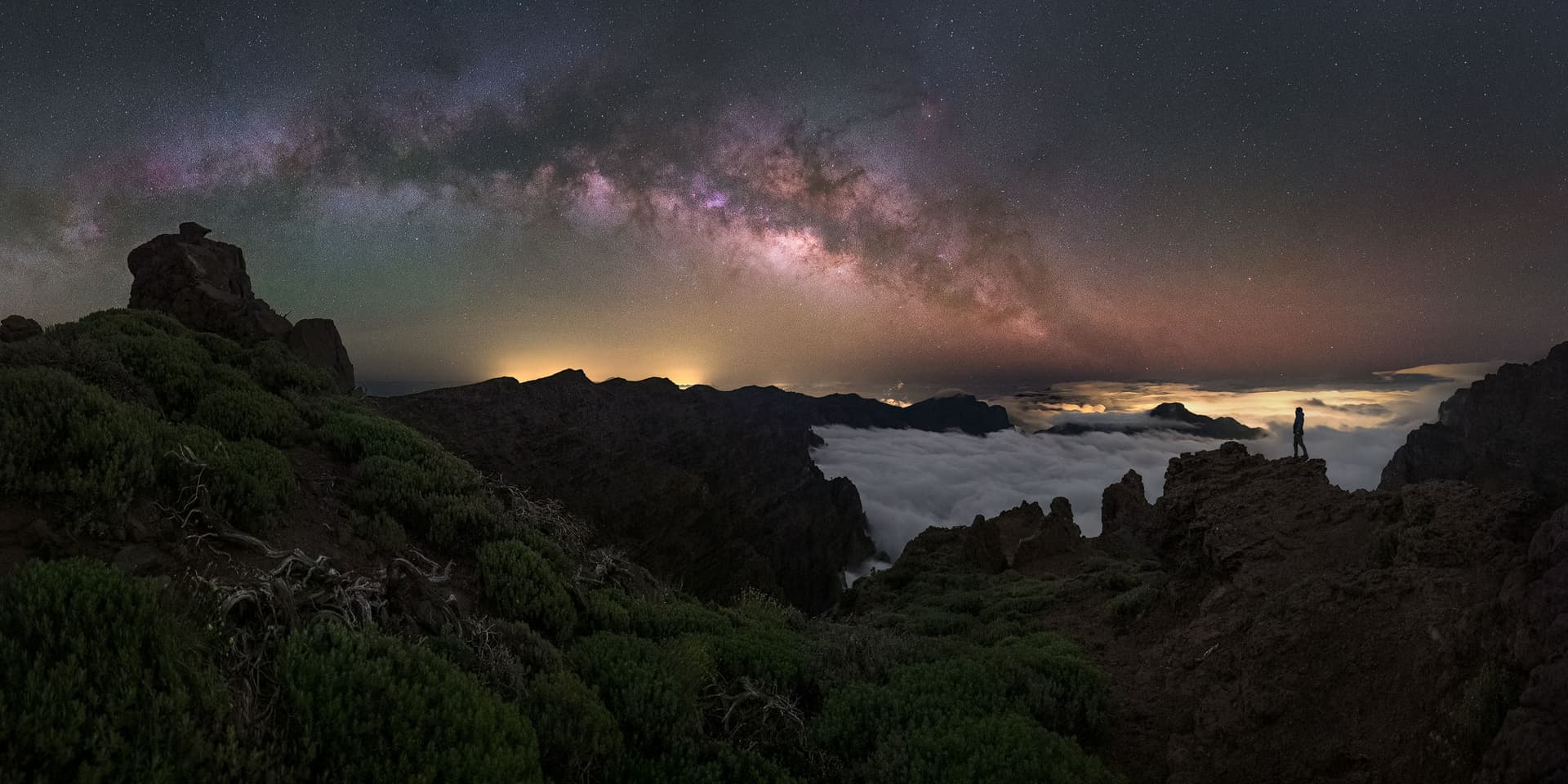 La Pamla at Night