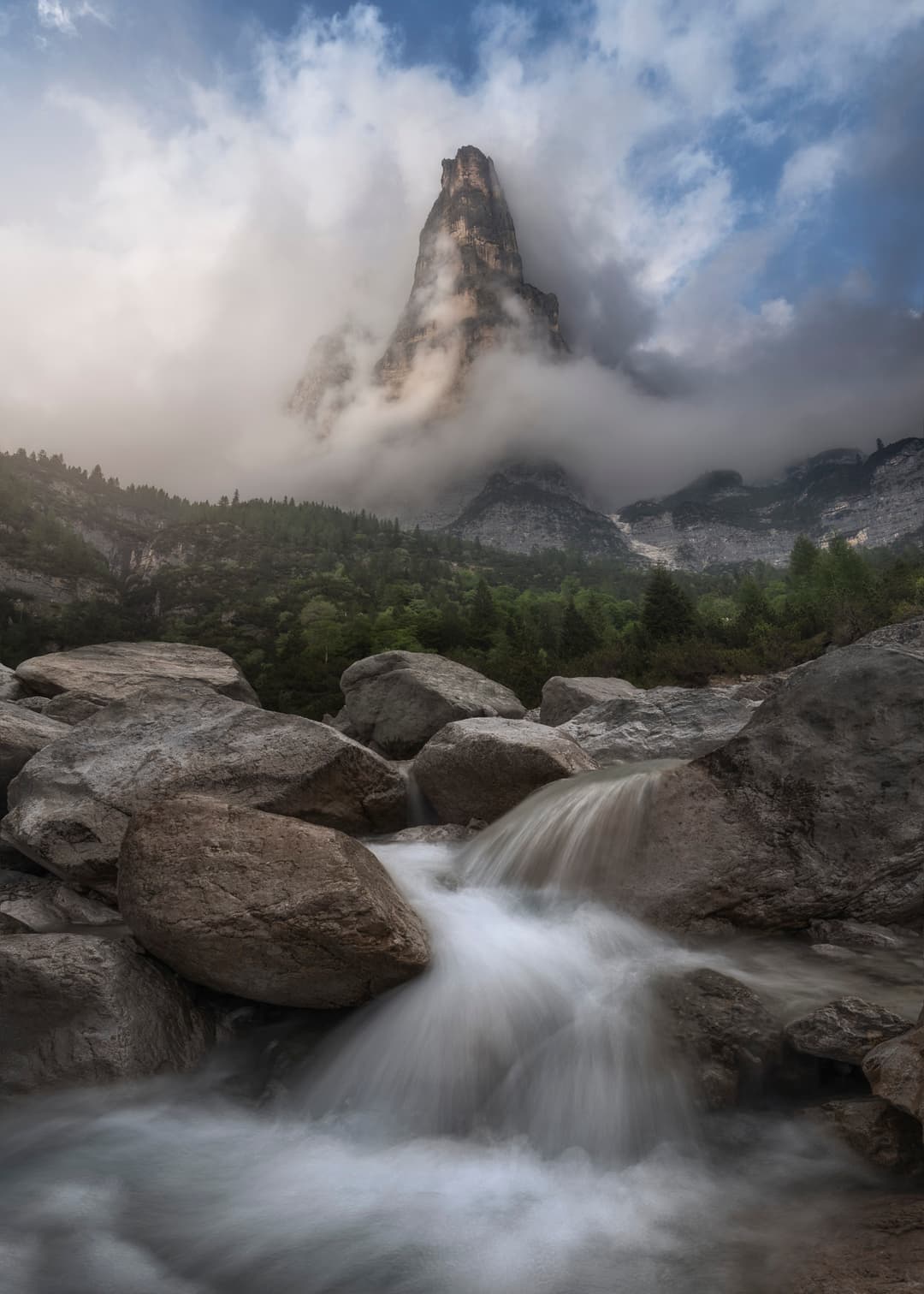 DThrone of Clouds